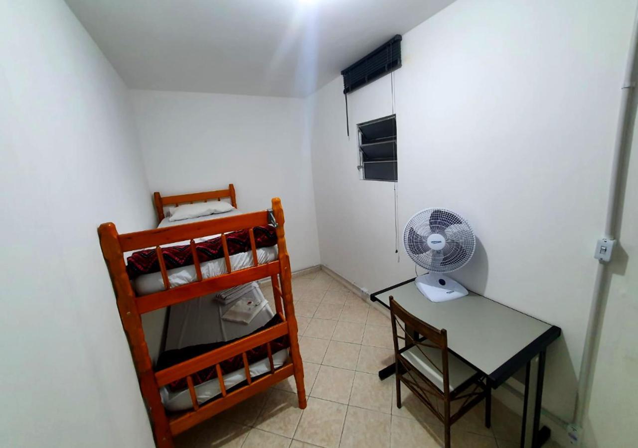 Hostel Airport Rooms Diadema Buitenkant foto
